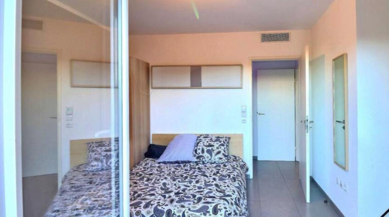 Appartement Spacieux Avec Grande Terrasse Marseille Luaran gambar