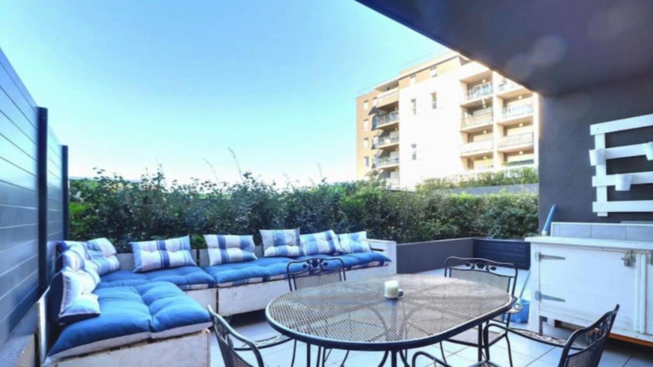 Appartement Spacieux Avec Grande Terrasse Marseille Luaran gambar